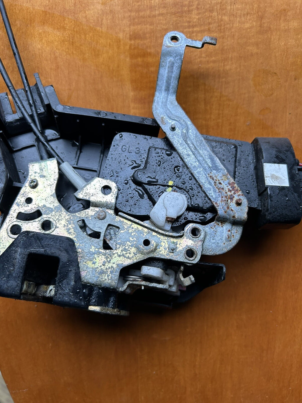 2001-2007 Toyota Sequoia Front Driver Left Door Latch Lock Actuator OEM