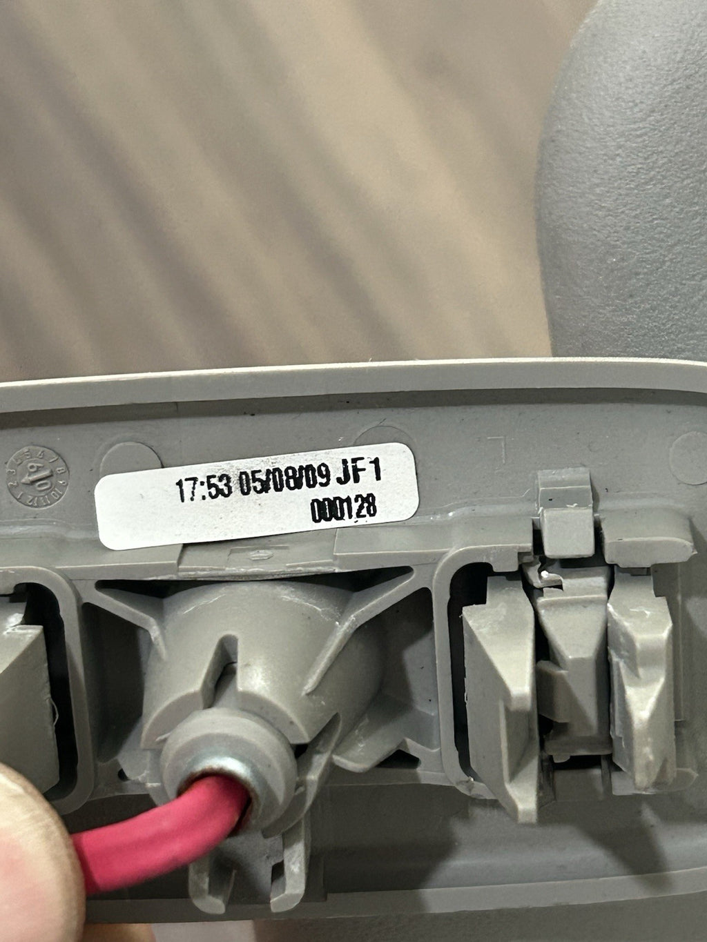 2009 Volvo C70 Left Driver Sunvisor with Homelink garage door opener Gray