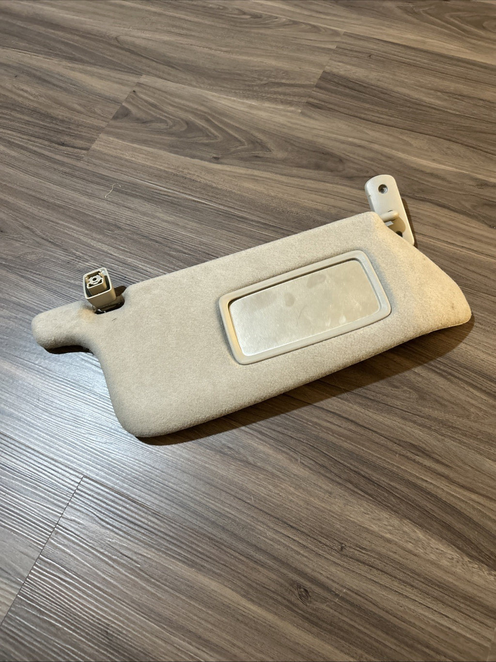 2004-2011 CHEVROLET COLORADO GMC CANYON SUN VISOR SHADE PASSENGER SIDE GRAY