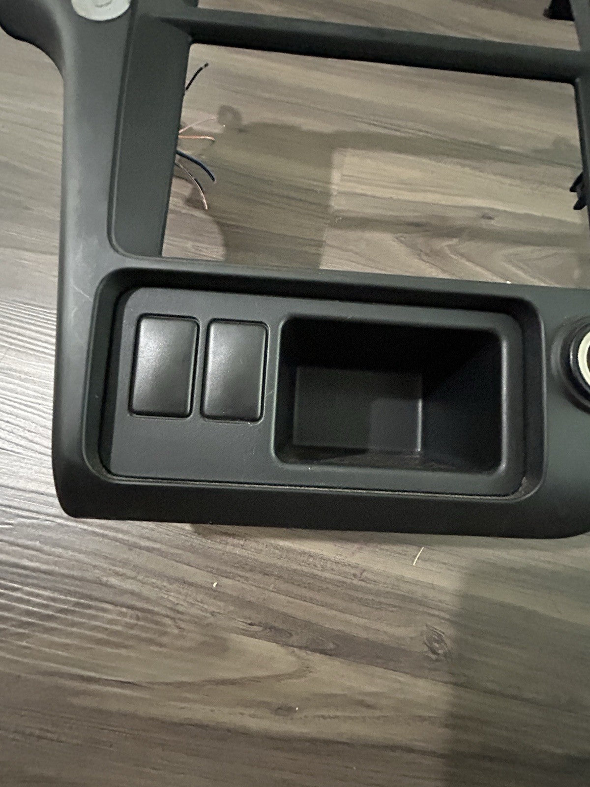 01-04 Nissan Pathfinder BLACK Center Dash Radio Bezel Trim Panel  OEM