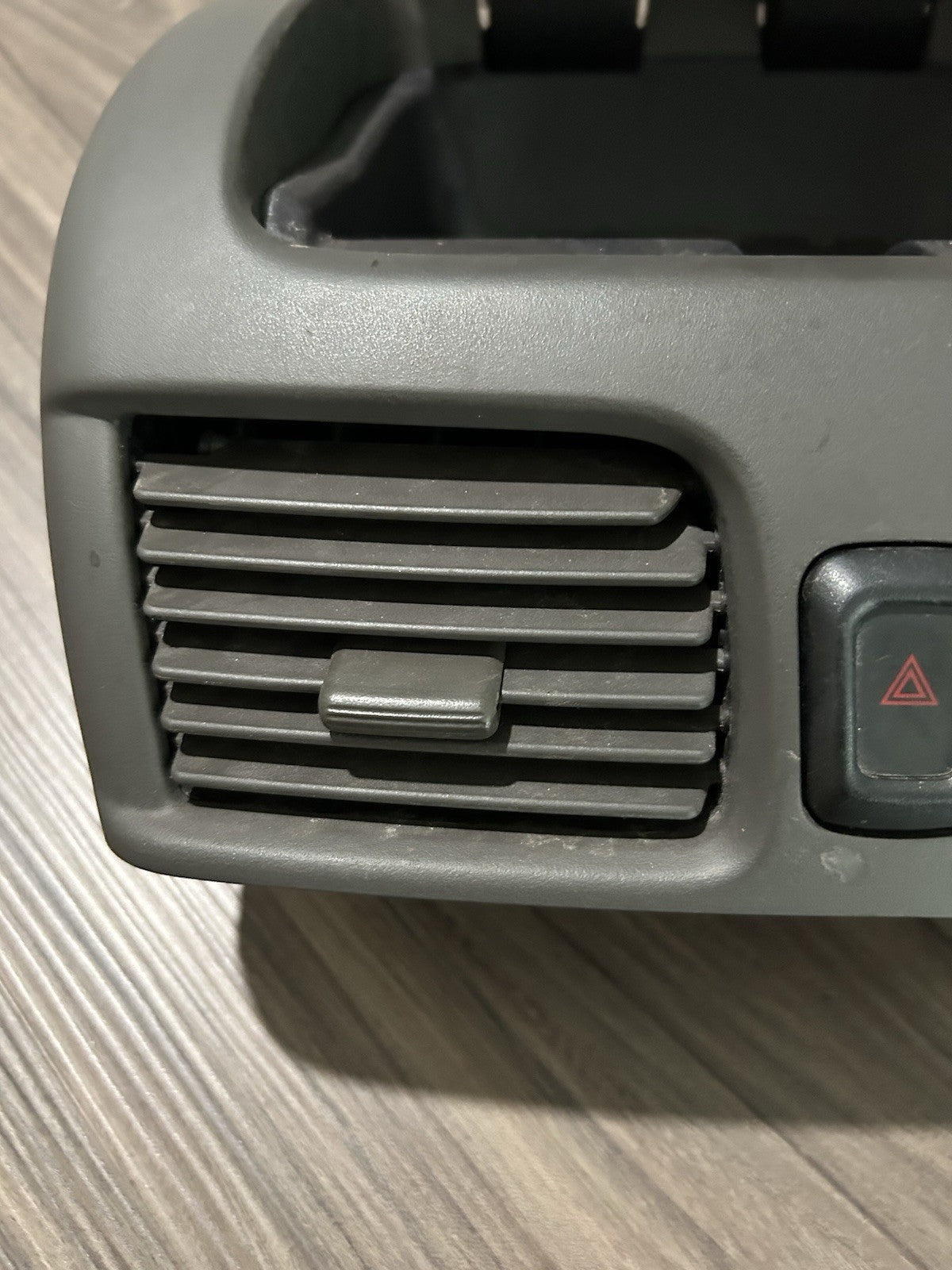 2000-2006 Nissan Sentra Center Dash Vents Cubby Storage Compartment Gray