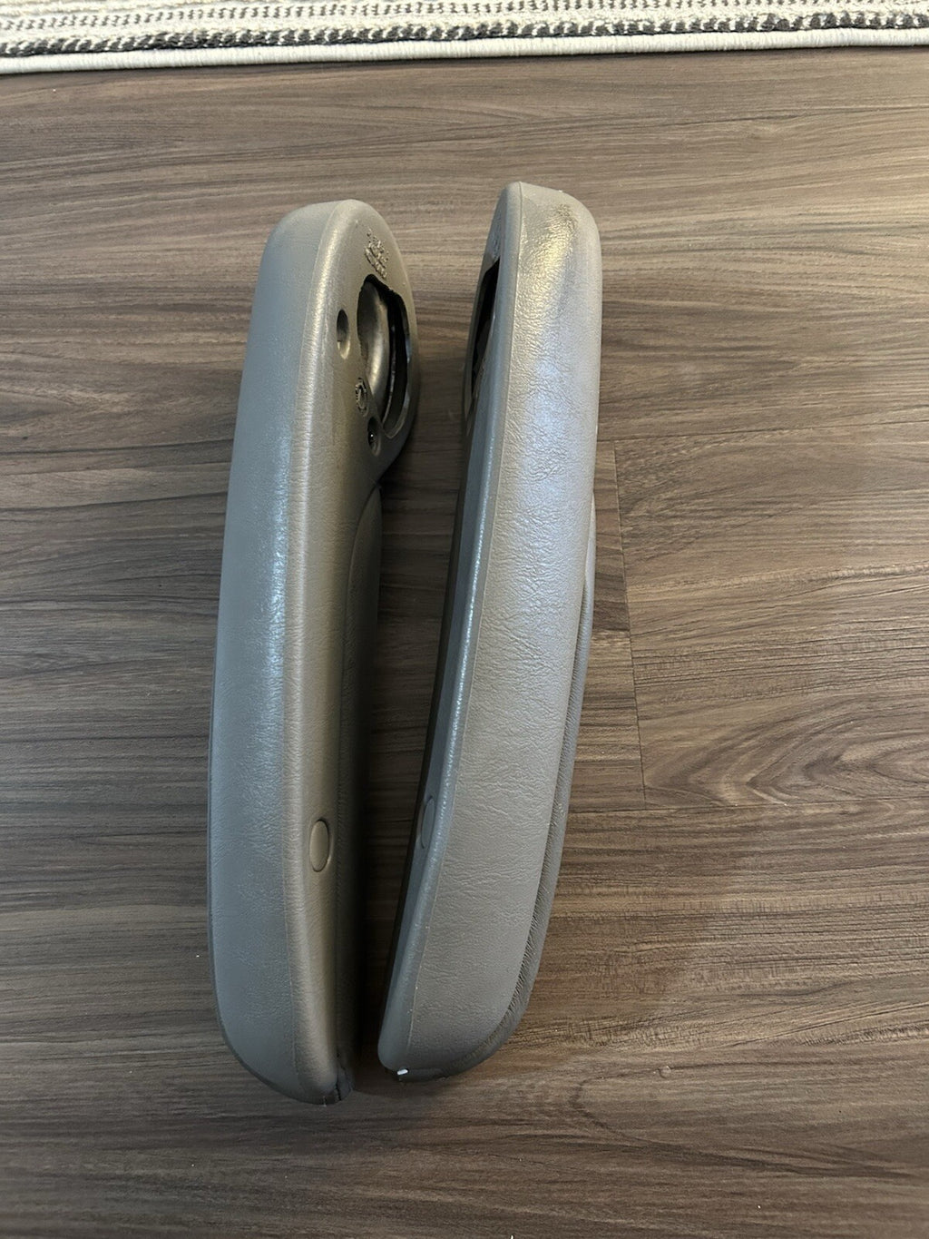 2005-2010 Toyota Sienna Set 2 L+R ARMREST Arm Rest OEM Gray