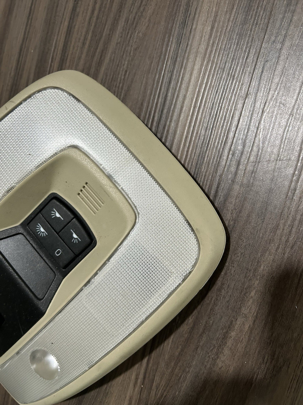 2011 2012 2013 Volvo S60 Front Roof Map Dome Light Lamp Console Tan Oem 39823155