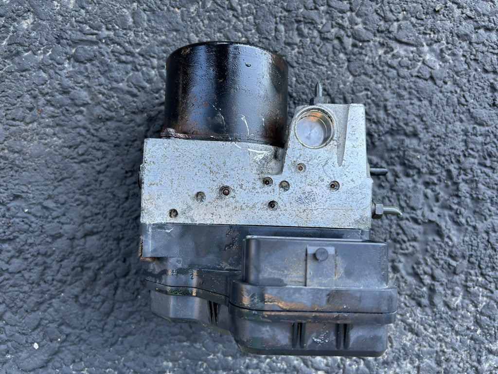 2004-2008 Toyota Sienna Abs Pump Control Module 44540-08040 OEM