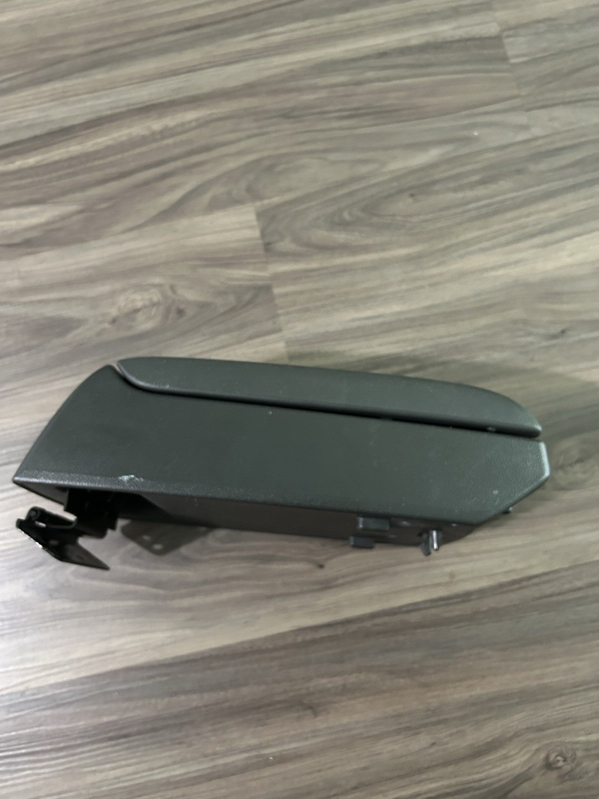 2004-2012 CHEVY COLORADO GMC CANYON OEM CENTER CONSOLE LID LS LT 04-12 Gray