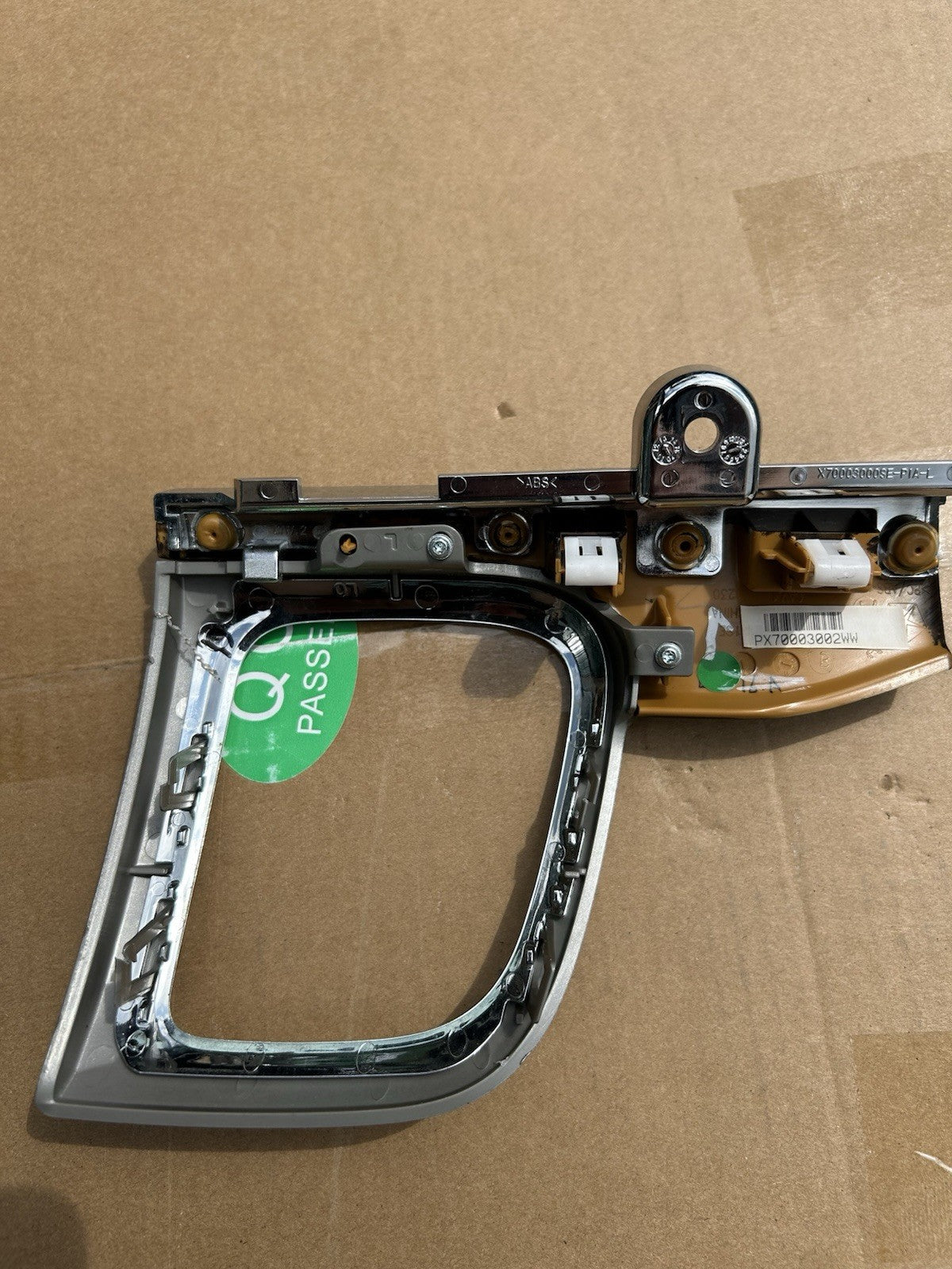 2014-21 JEEP GRAND CHEROKEE DRIVER DASH INSTRUMENT PANEL BEZEL TRIM MOLDING OEM