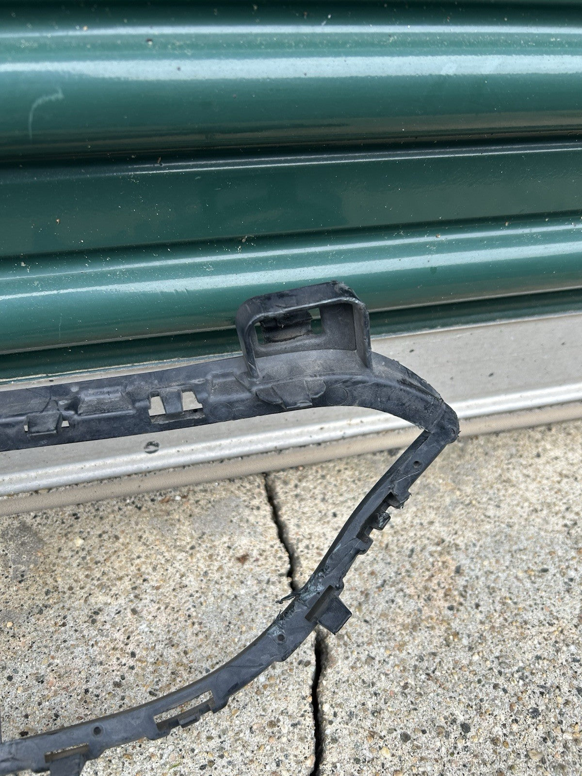 14-18 BMW X5 F15 FRONT BUMPER LOWER CENTER M-AERO GRILLE w/o ADAPTIVE CRUISE