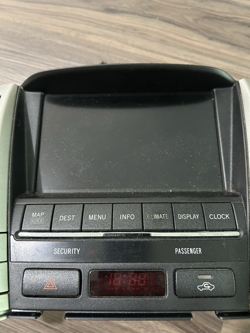 2004-2006 LEXUS RX330 RX400 NAVIGATION SCREEN MONITOR RADIO HEADUNIT 86110-48110