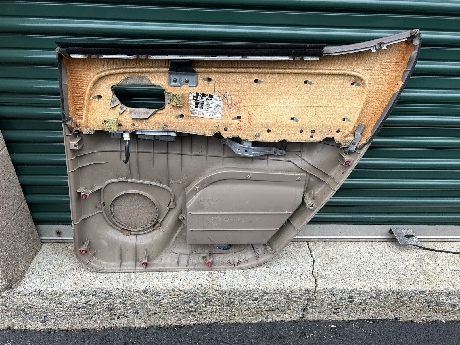 2001-2007 TOYOTA SEQUOIA REAR LEFT DRIVER SIDE DOOR PANEL TRIM TAN OEM