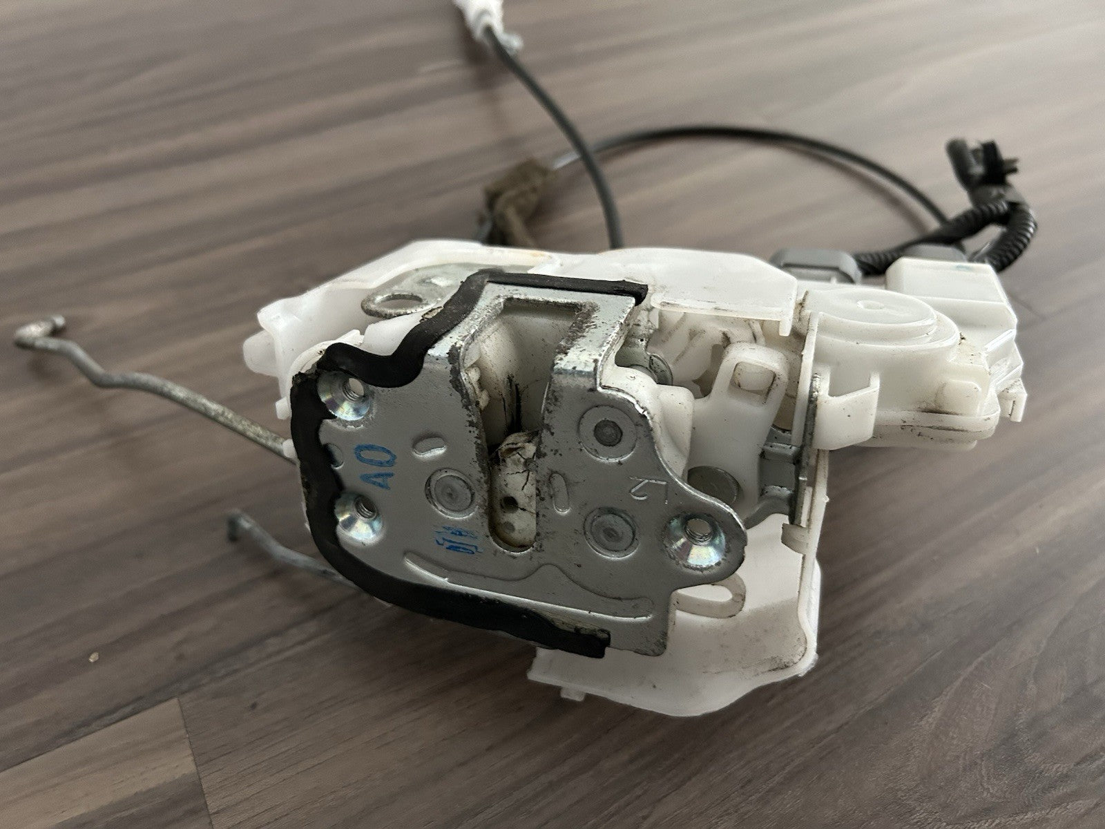 2007 Honda Ridgeline Front Left Driver door Power Lock Latch Actuator / ASSY OEM