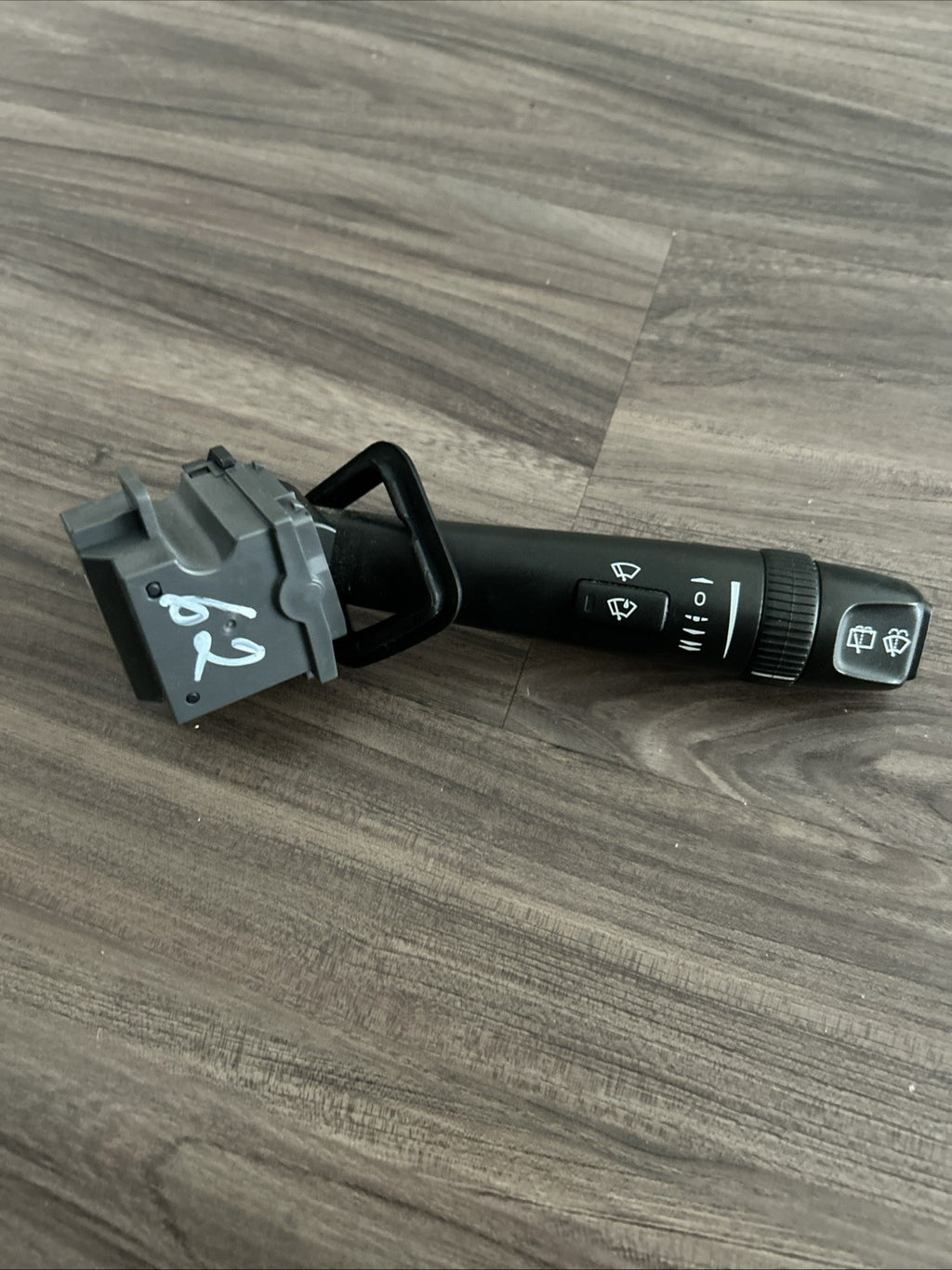 Volvo XC90 V70 XC70 Windshield Wiper Switch Stalk 30768101  2003-2005