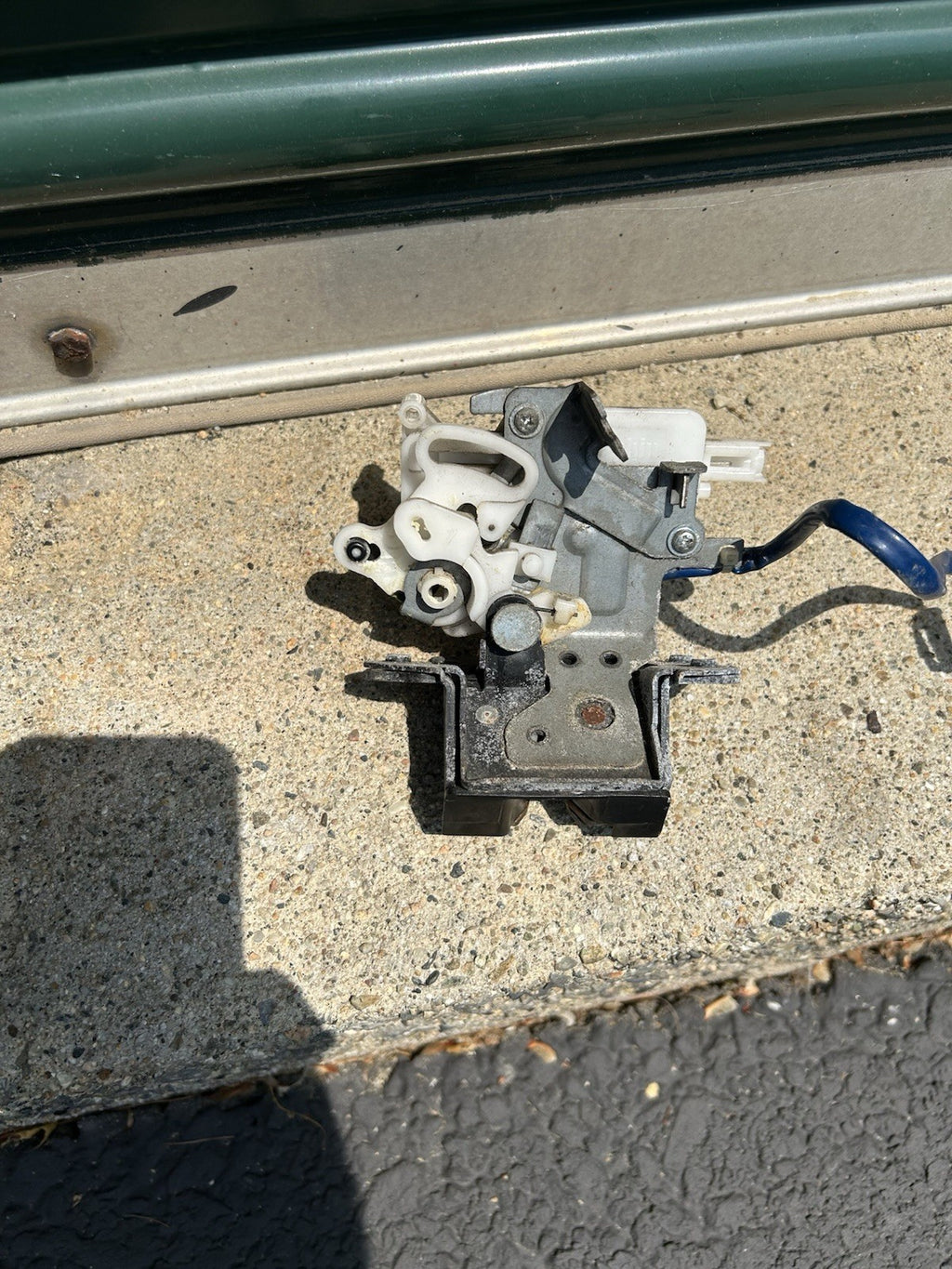 2007 - 2010 OEM Mazda CX-9 CX9 Rear Trunk Tail Lift gate Latch Lock Actuator