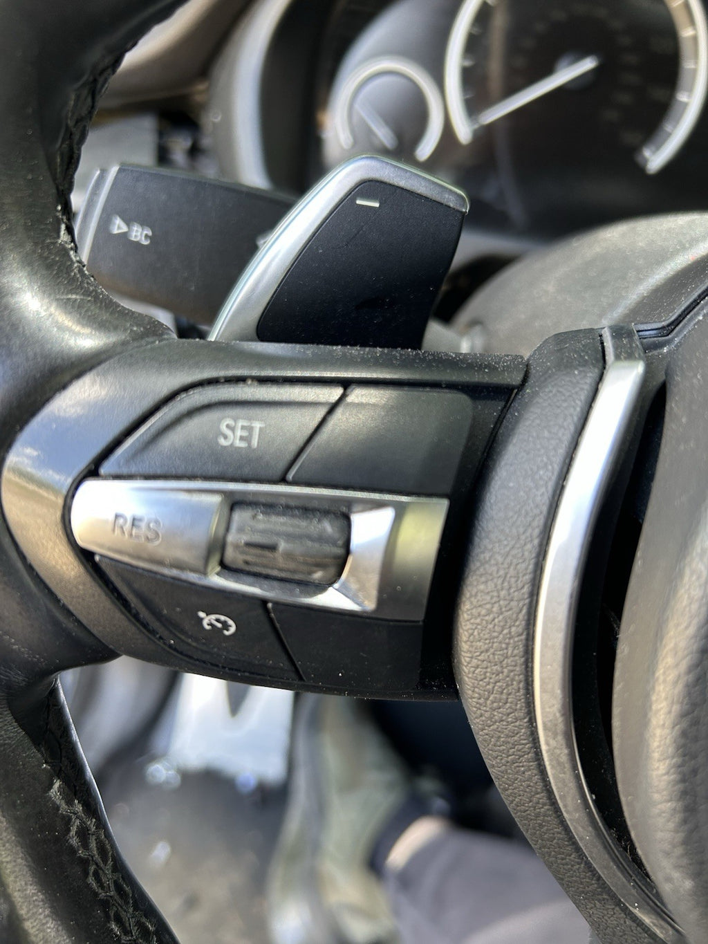 2014-2018 BMW X5 F15 15-19 BMW X6 F16 STEERING WHEEL W/ PADDLES (BLACK) M-SPORT!