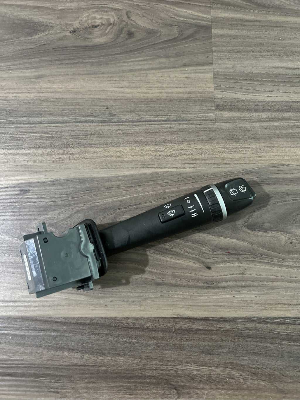 Volvo XC90 V70 XC70 Windshield Wiper Switch Stalk 31268565  2003-2014