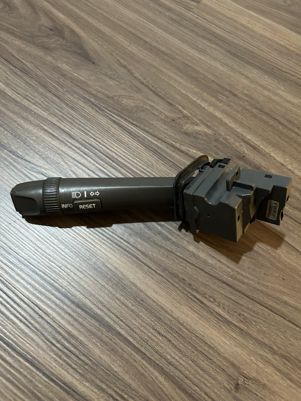 2003 Volvo S60 S80 V70 XC70 Turn Signal Directional Switch Trip 9496807 Gray