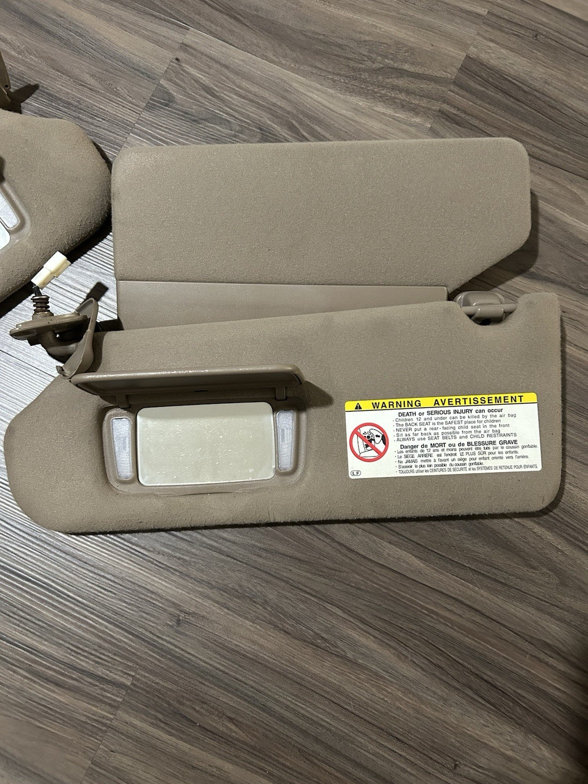 2000-2006 Toyota Tundra Sequoia DRIVER PASSENGER Left Right Sun Visor  OEM TAN