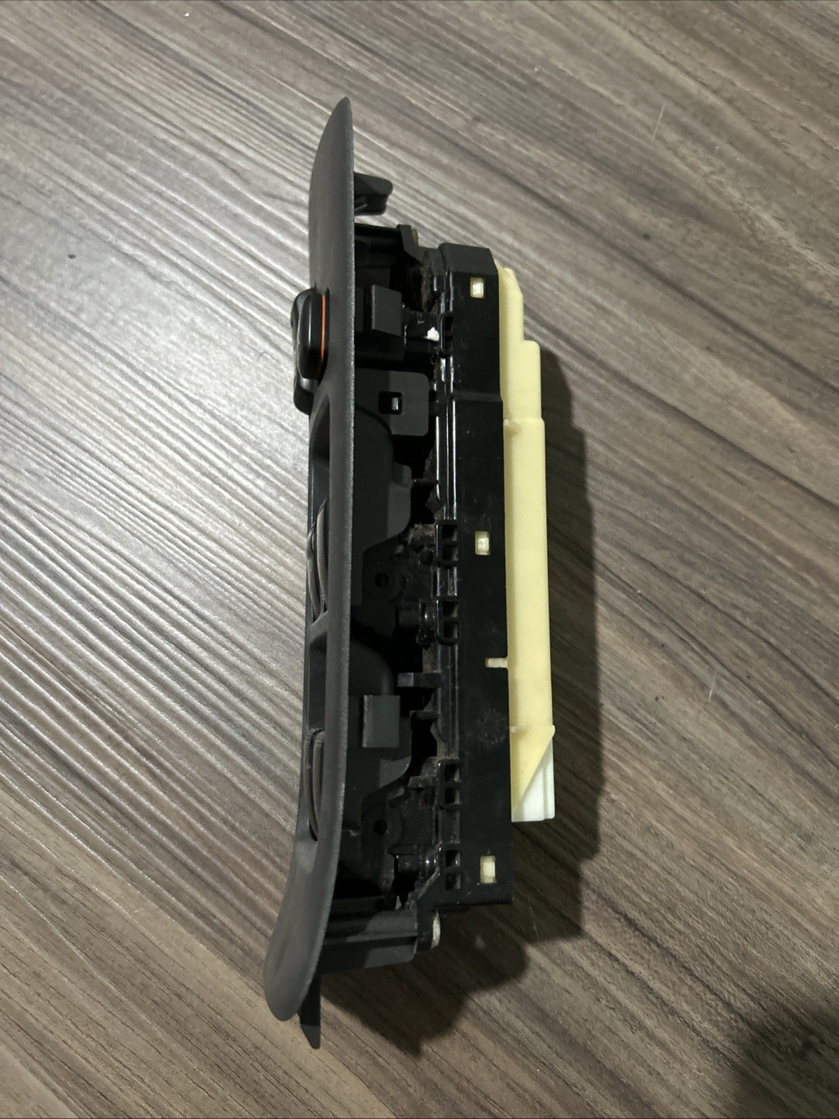 2001-2007 TOYOTA HIGHLANDER POWER MASTER CONTROL WINDOW SWITCH 84040-48121