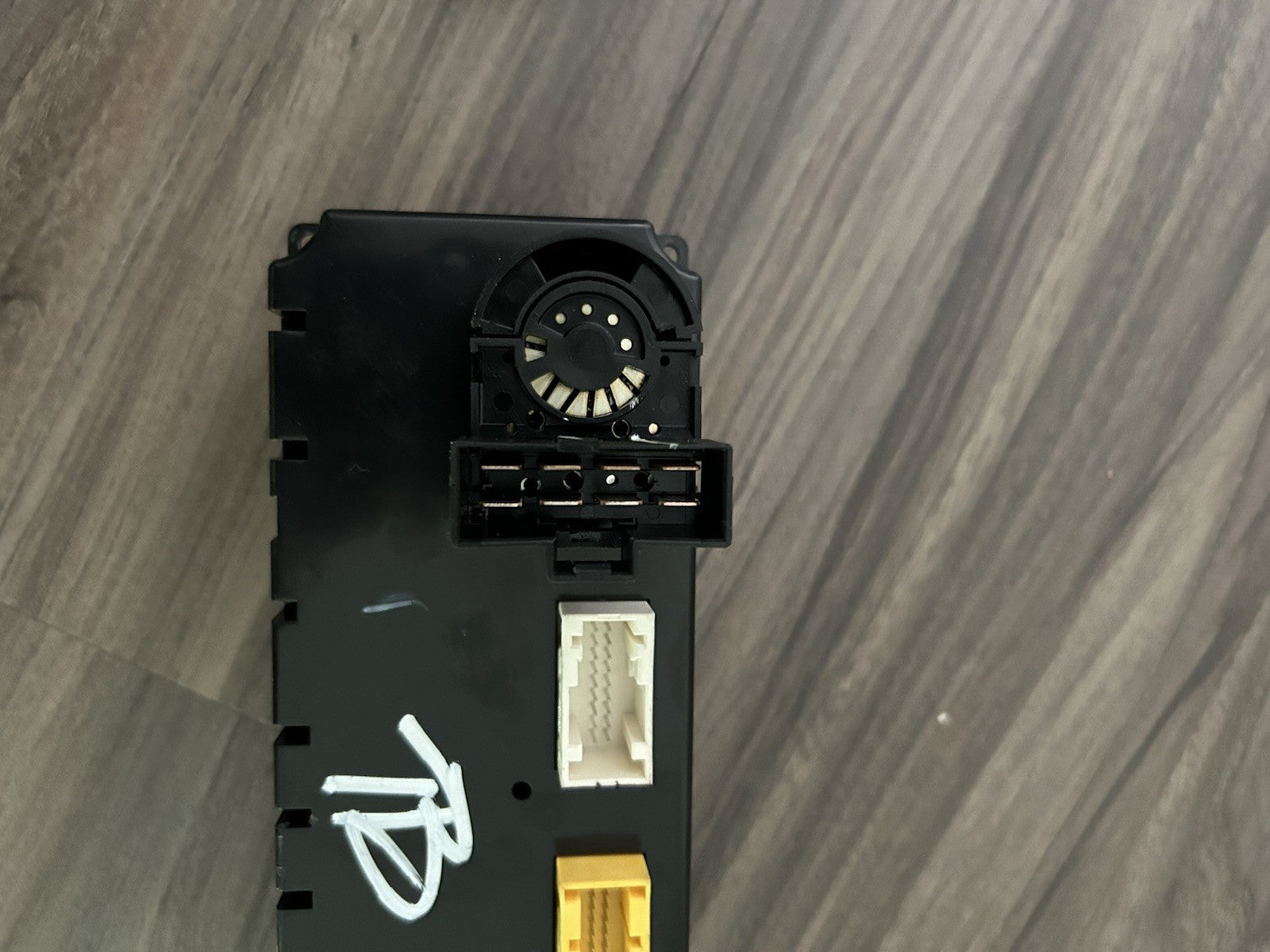 04 05 06 Nissan Quest Temperature Climate Control A/C Heat 2004-2006 27500zf010