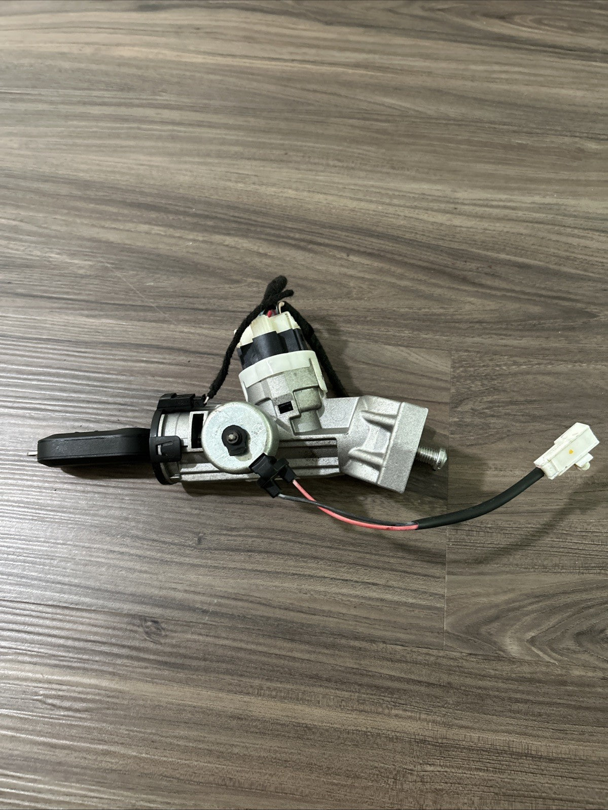 14-21 Dodge ProMaster 3.6L Ignition Switch Assembly with Key OEM P68257356AA