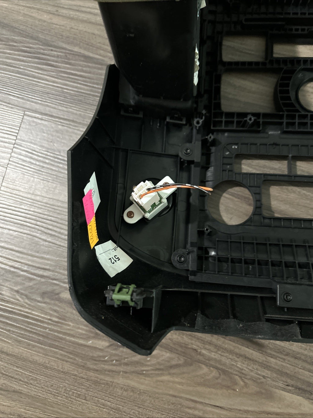 09-12 NISSAN XTERRA FRONTIER CENTER DASH RADIO VENT BEZEL TRIM OEM 68259 ZL01