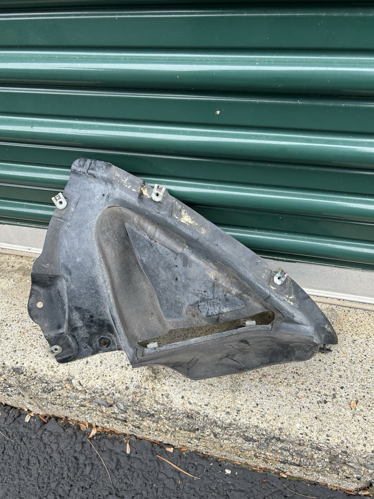 FRONT LEFT DRIVER FENDER LINER SPLASH SHIELD 7304045 BMW F15 X5 (2014-2018) OEM