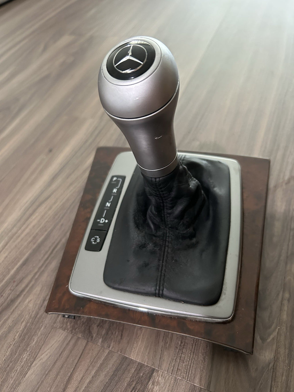 08-14 Mercedes W204, C300 Auto Shift Knob Boot & Base Trim Wood Trim