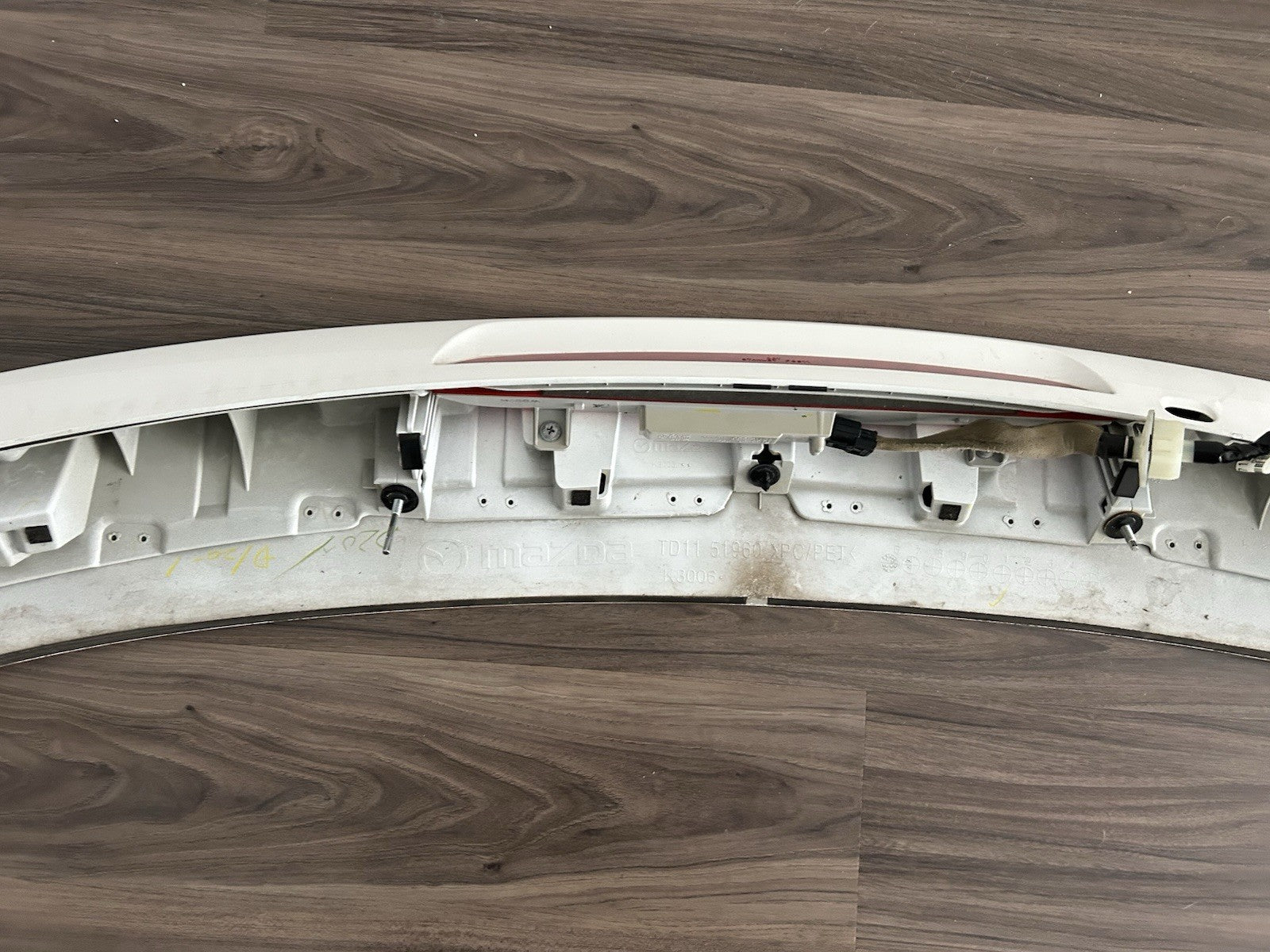 MAZDA CX-9 CX9 REAR LIFT GATE SPOILER THIRD BRAKE LIGHT  2007-2015 OEM Color 34K