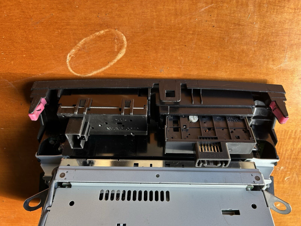 06-09 TOYOTA Prius Information Info Display Center Screen Monitor 86110-47220