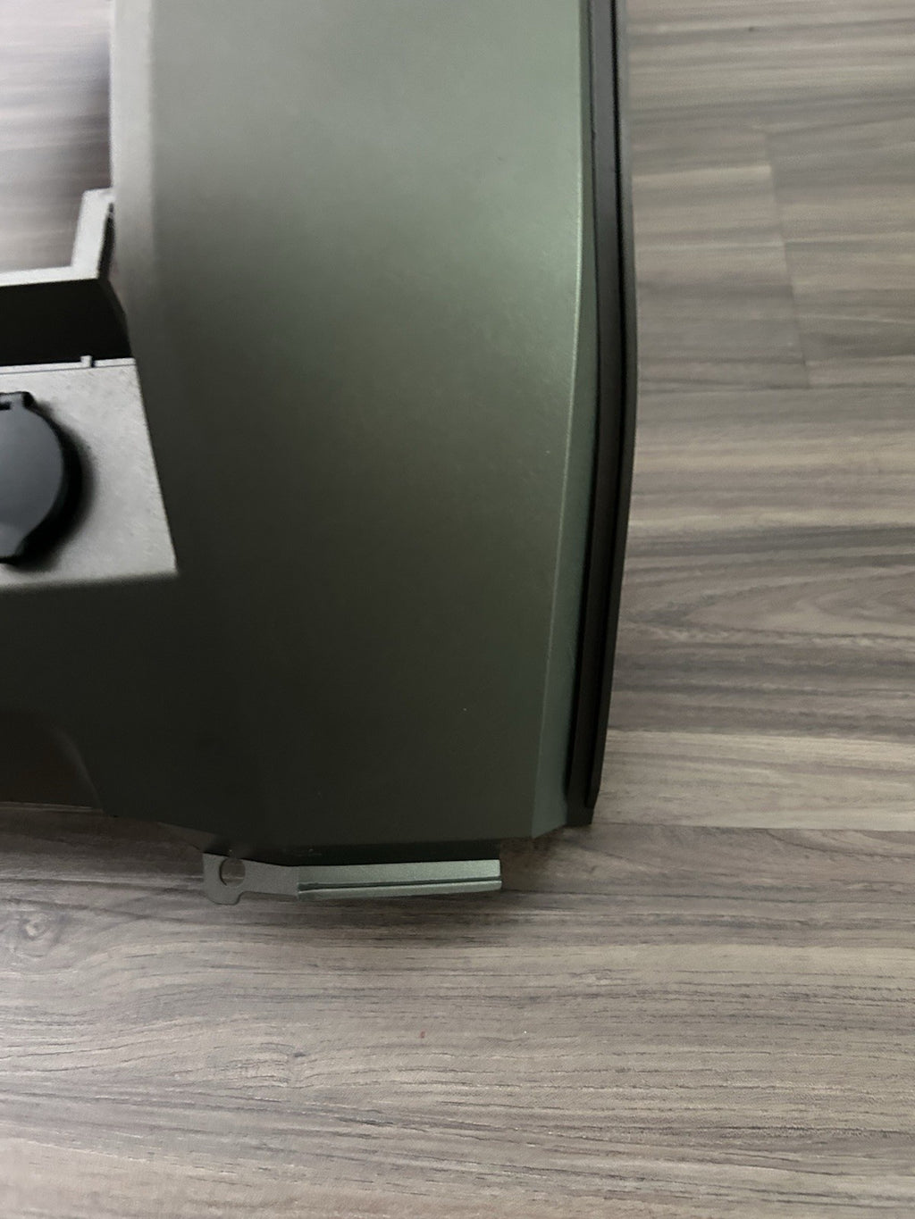 04-07 Nissan Titan Armada Center Dash Radio AC Climate Surround Bezel Trim Taupe