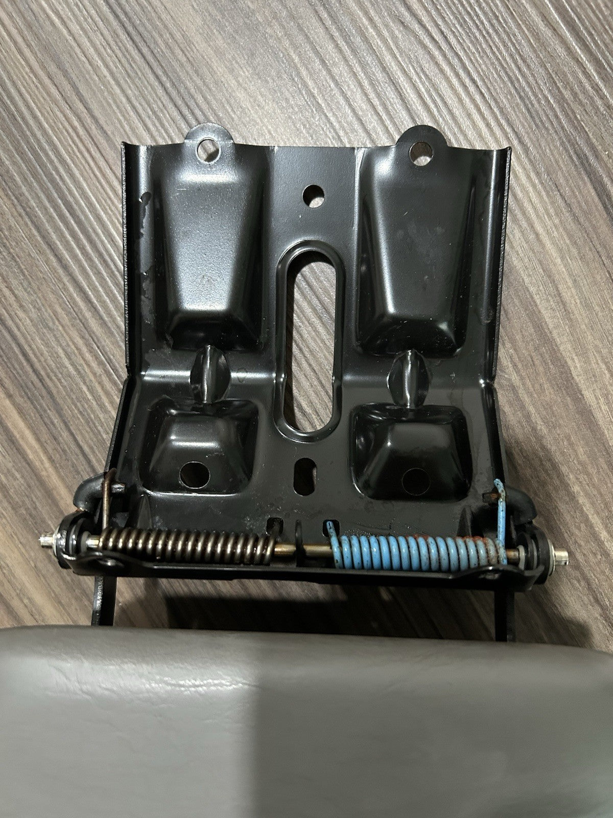 2000-2004 Toyota Avalon Console Lid Arm Rest Armrest Center Console Gray OEM