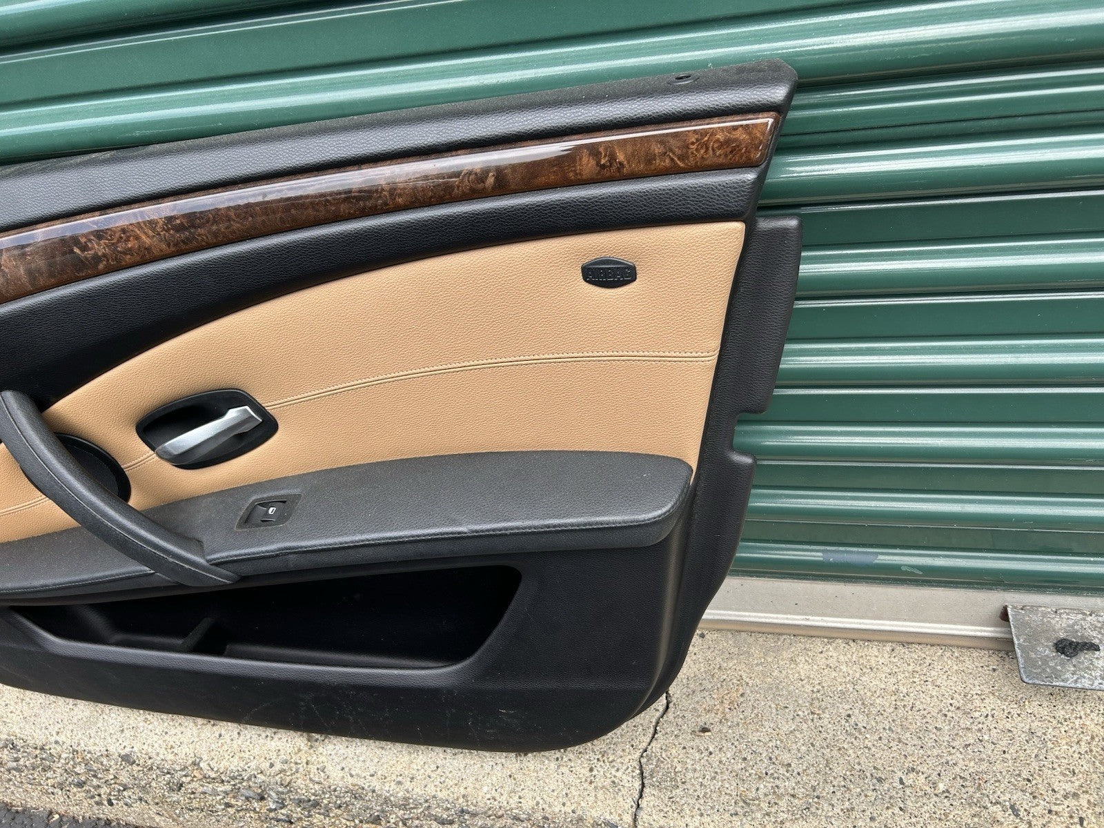 08 09 10 BMW 535xi 535i E60 FRONT RIGHT PASSENGER SIDE DOOR PANEL TRIM OEM