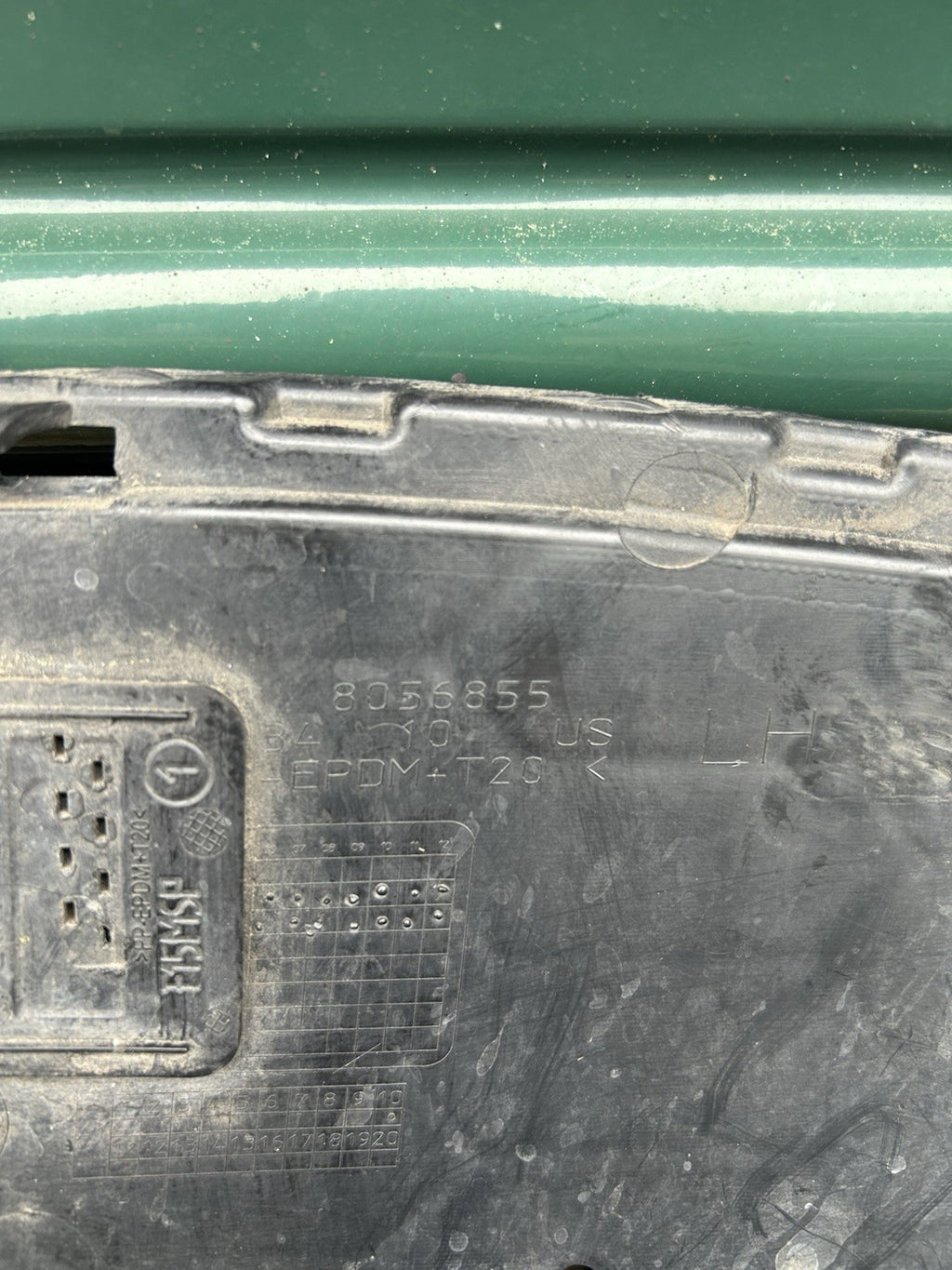 2014-2018 BMW F15 X5 FRONT M SPORT BUMPER LH DRIVER SIDE GRILLE COVER TRIM OEM