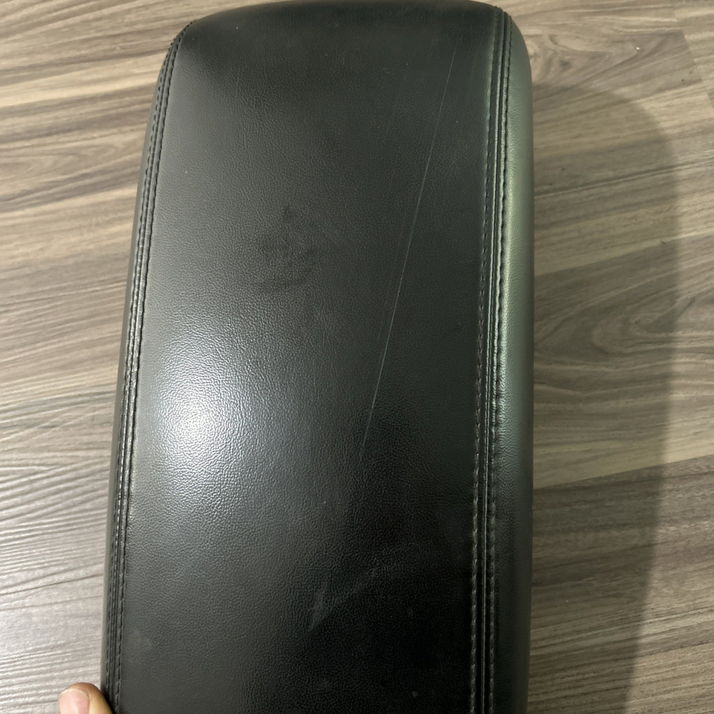 2011-2020 Jeep Grand Cherokee Center Console Lid LEATHER Arm Rest BLACK