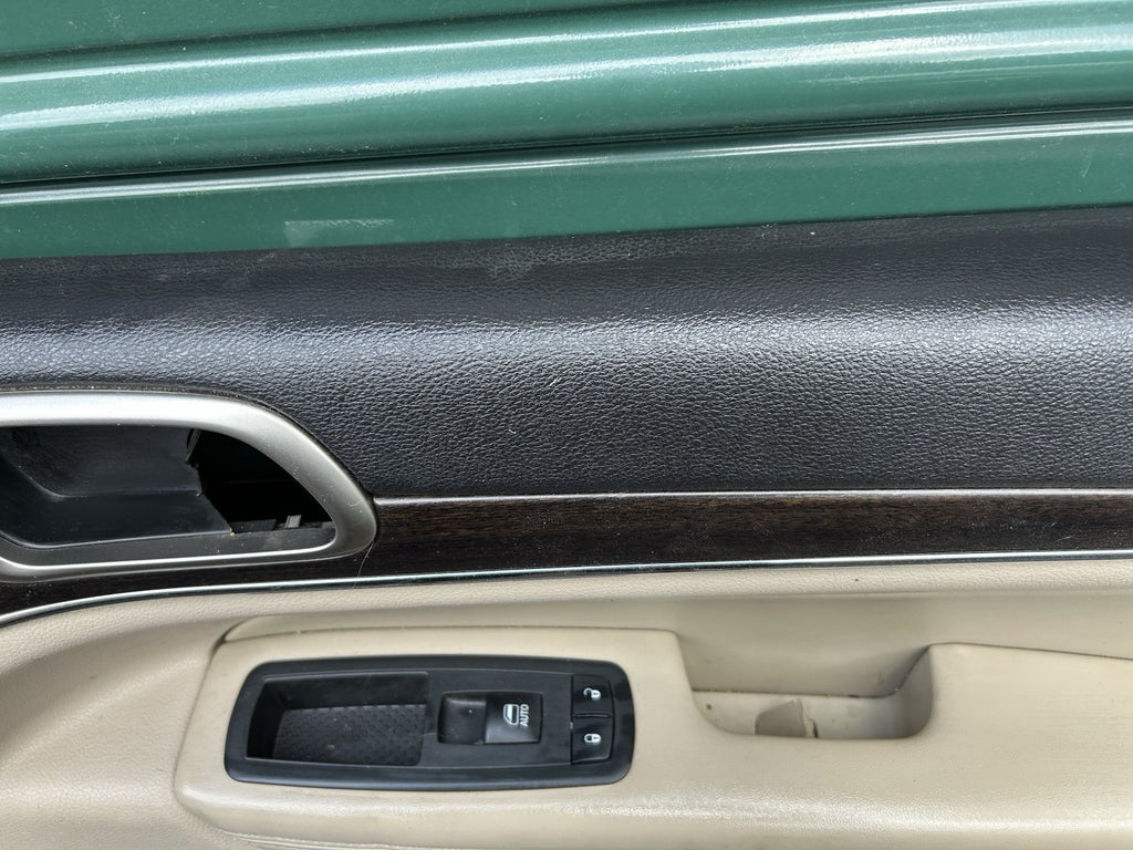 2015 JEEP GRAND CHEROKEE LIMITED FRONT RIGHT DOOR TRIM PANEL #007889