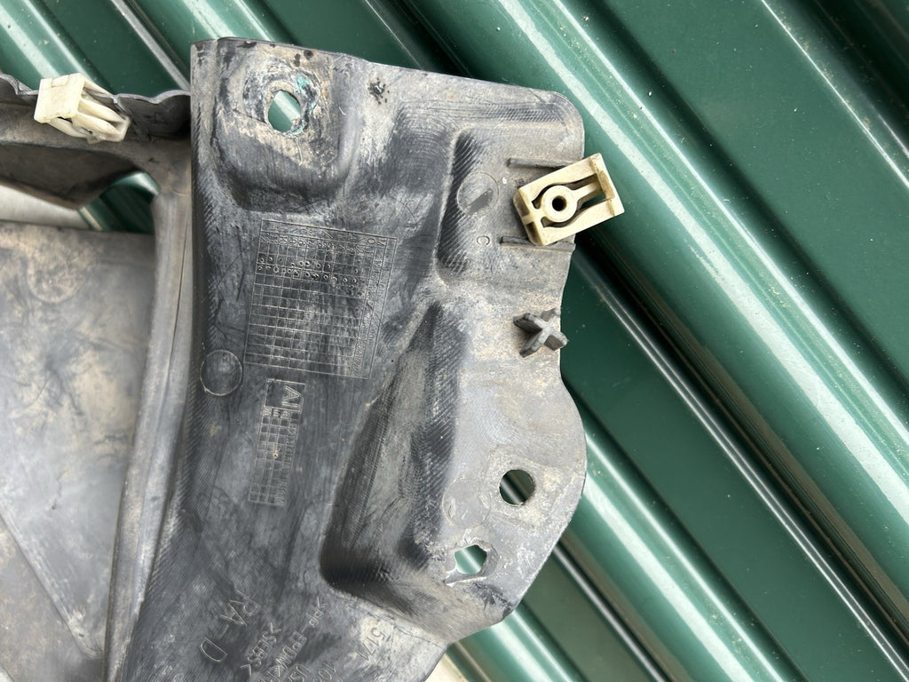 FRONT Right PASSEN FENDER LINER SPLASH SHIELD 7304046 BMW F15 X5 (2014-2018) OEM