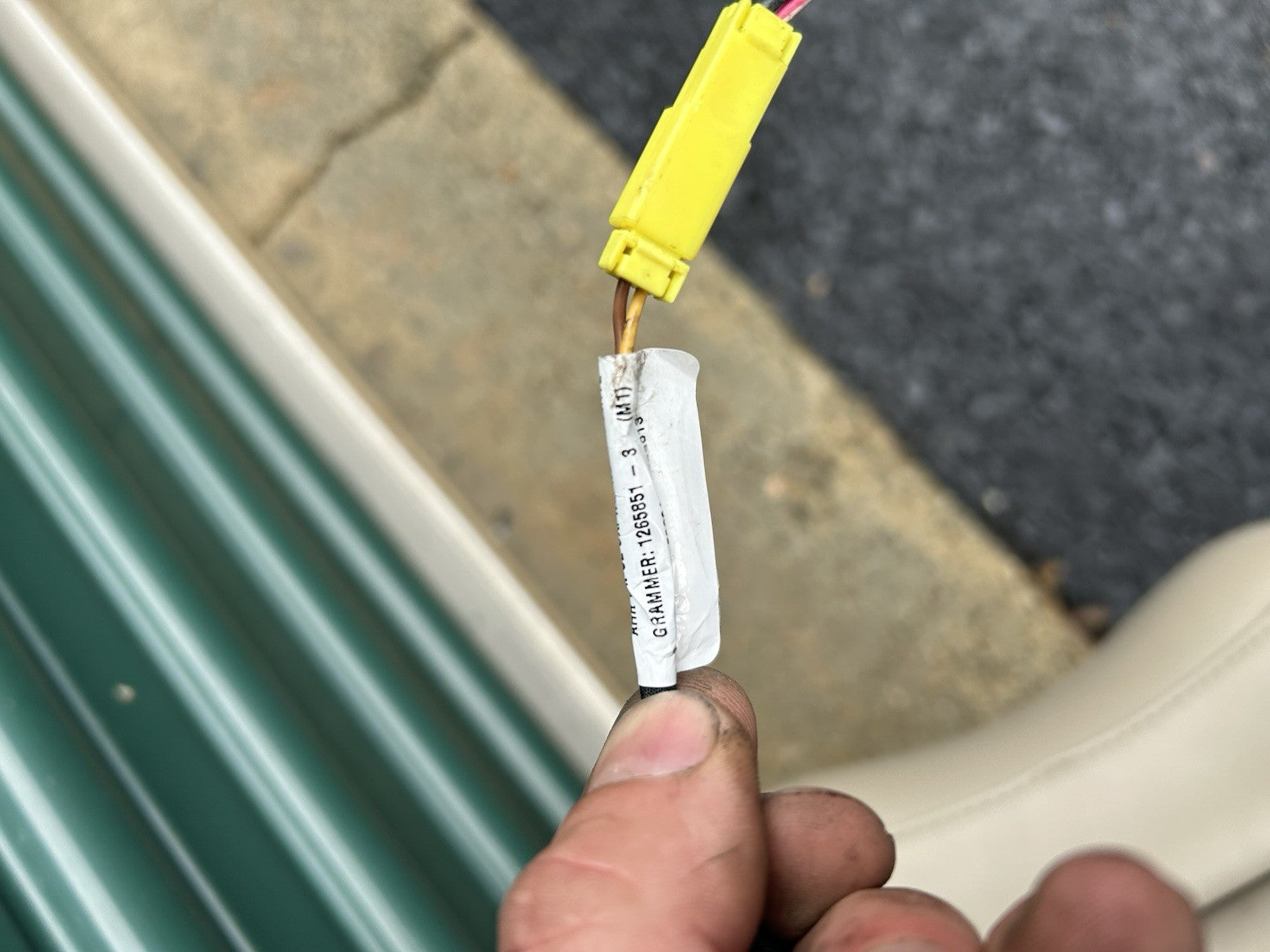 2011-2018 Jeep Grand Cherokee Headrest Front Active Tan Caprice Leather LH RH