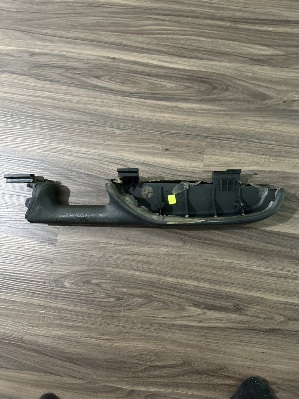 TAHOE SILVERADO ESCALADE YUKON SIERRA DRIVER LH DOOR ARMREST 1999-2002 *GRAPHITE