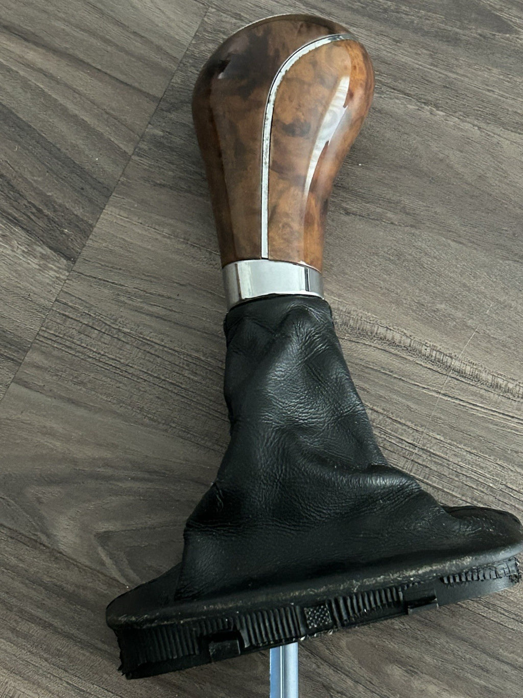 01-09 Mercedes W203 W209 C  CLK550 Gear Shifter Knob Boot Key Less Go OEM