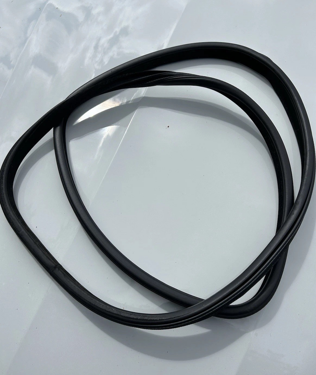 OEM BMW F15 X5 14-18 Left Rear LR Door Seal Gasket Weatherstrip 51727289689