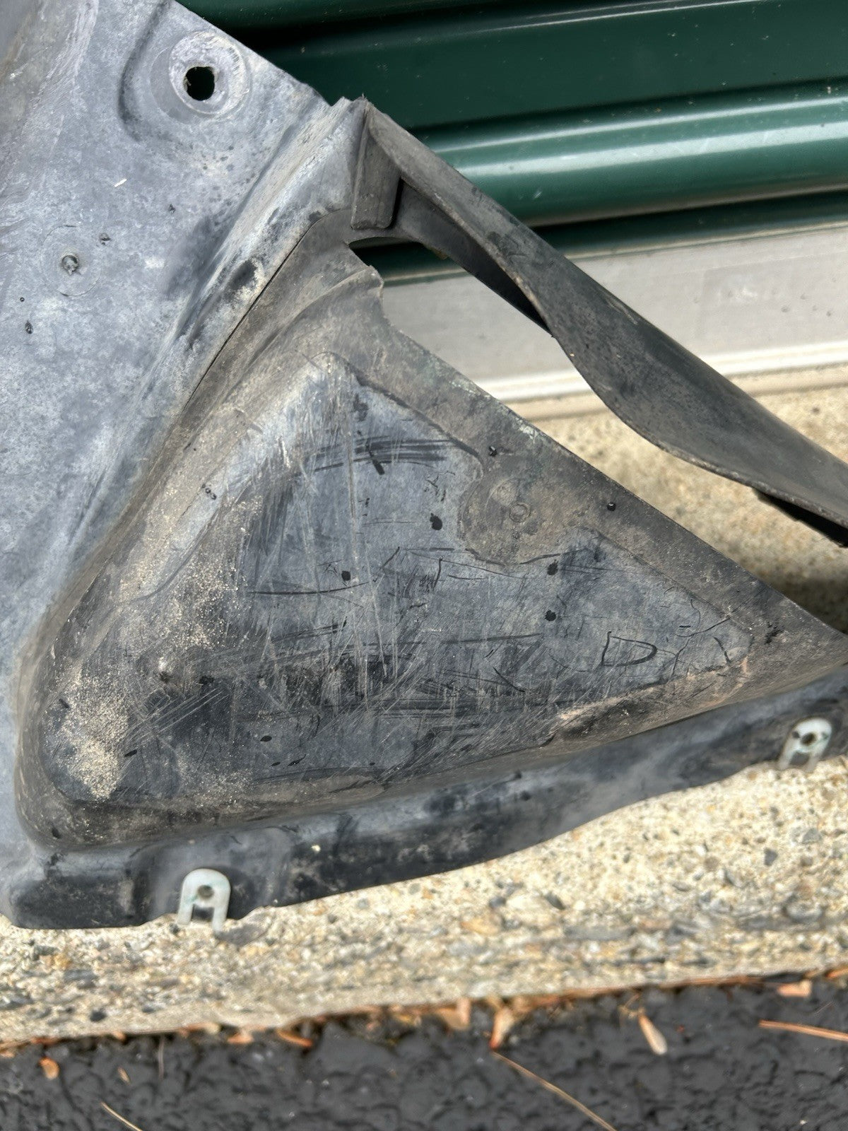 FRONT Right PASSEN FENDER LINER SPLASH SHIELD 7304046 BMW F15 X5 (2014-2018) OEM