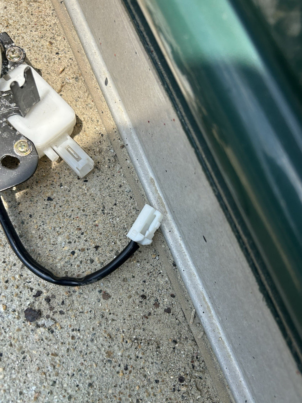 2004-2009 Mazda 3 Hatchback Rear Trunk Liftgate Latch Lock Actuator Assembly OEM