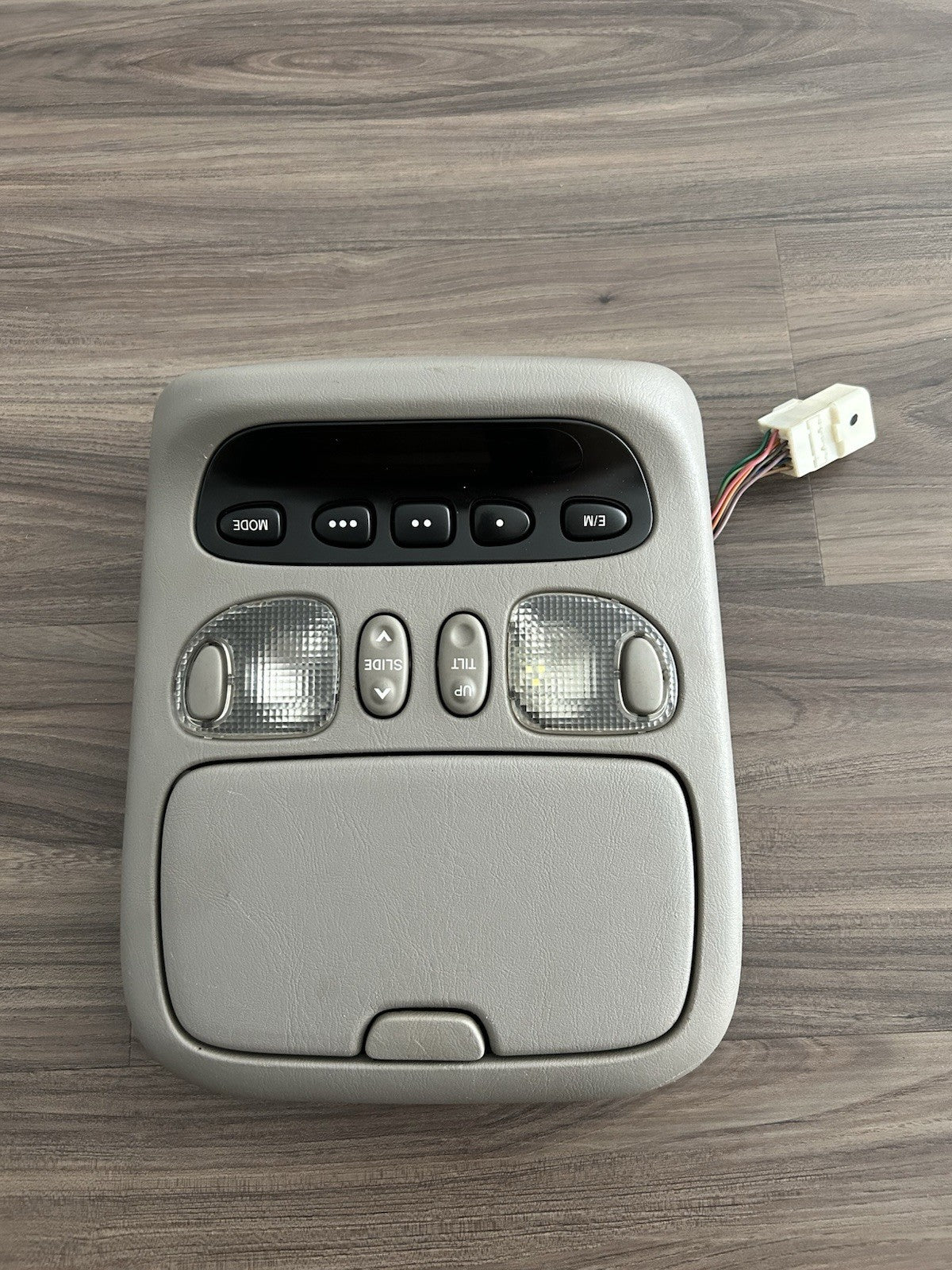 2001  - 2007 Toyota Sequoia Overhead Console Dome Light  Original OEM