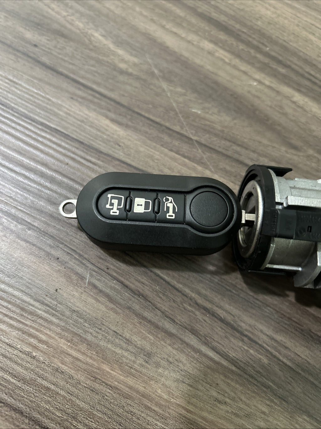 14-21 Dodge ProMaster 3.6L Ignition Switch Assembly with Key OEM P68257356AA