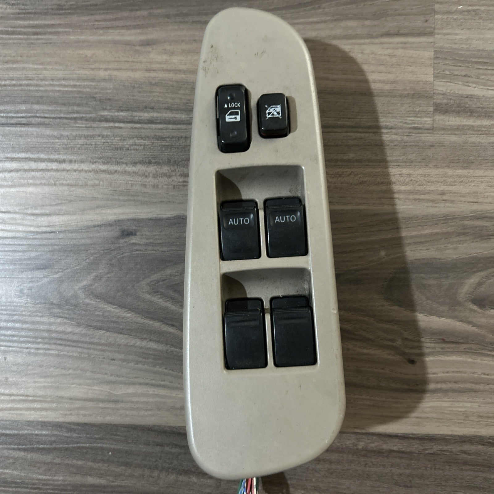 2001-2007 Toyota Sequoia Driver Left Side Power Window Master Switch