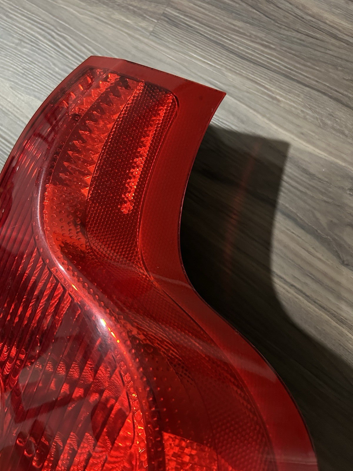 2007-2014 Volvo XC90 PASSENGER TAILLIGHT TAIL LIGHT LAMP RIGHT OEM XC 90 BULB