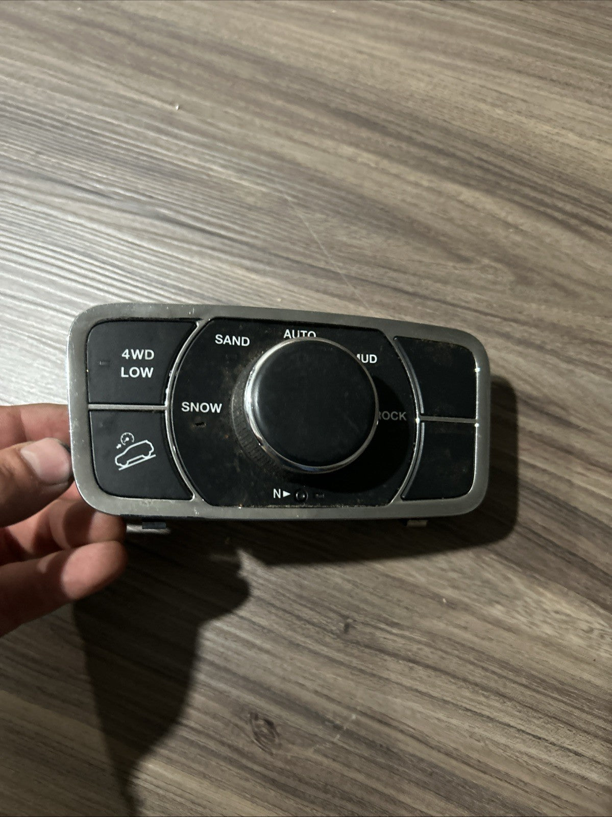 2014 - 2021 Jeep Grand Cherokee Transfer Case Control Switch P: P68141344AC OEM