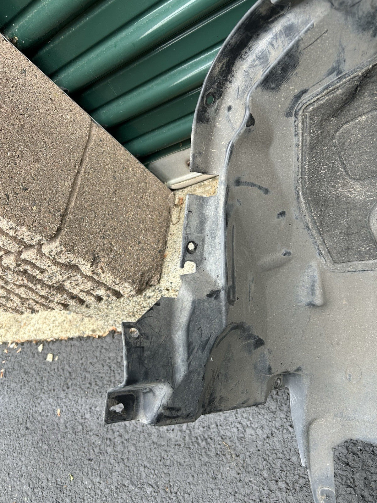 2014-2018 BMW X5 F15  FRONT RIGHT SIDE FENDER LINER FORWARD SPLASH SHIELD OEM