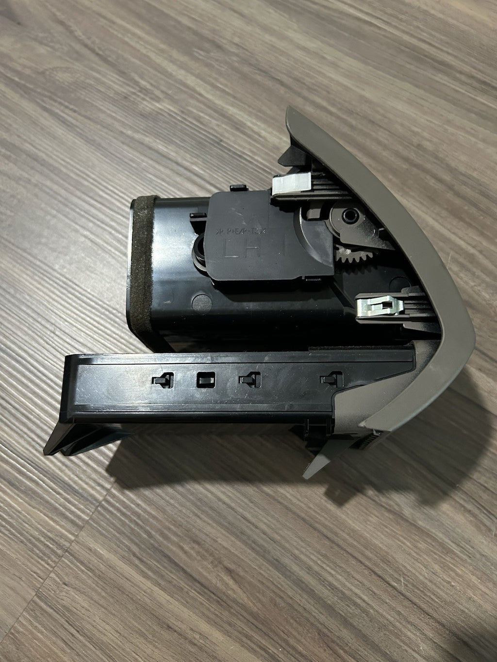 2004-2009 LEXUS RX330 RX350 Driver Side Cup Holder Left Dash Air Vent Tan USED