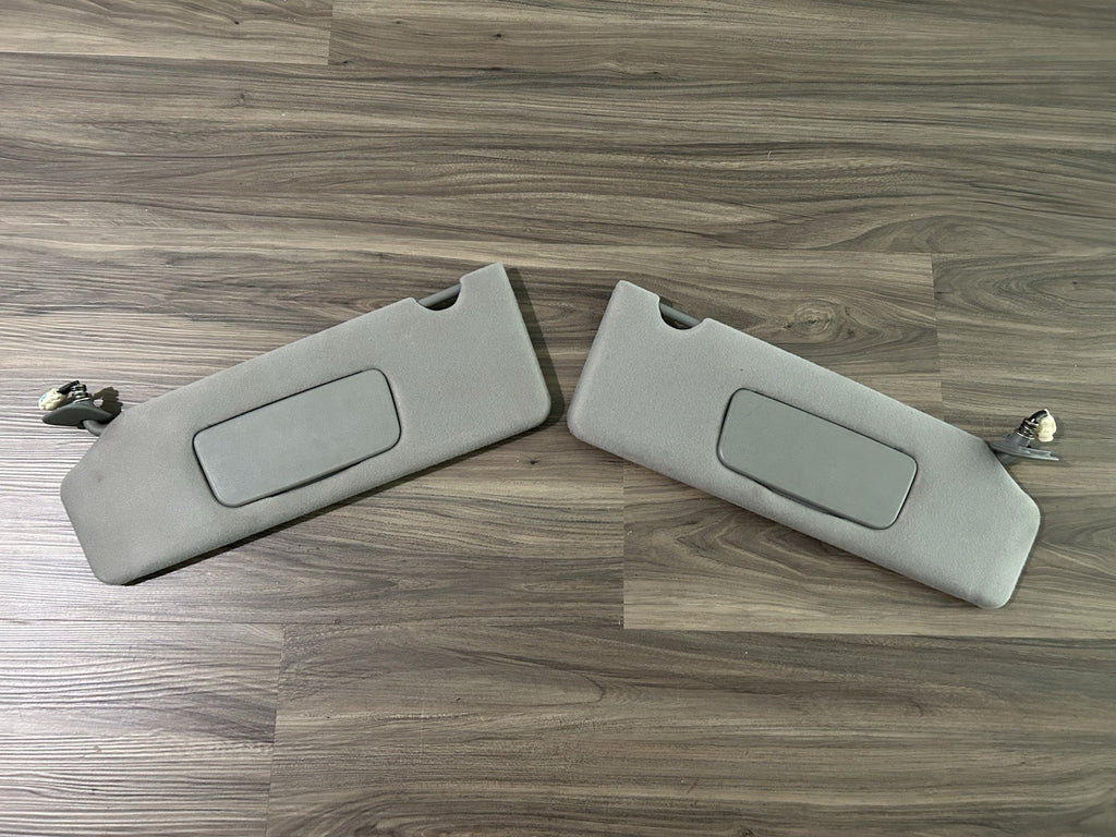 2004-2008 Toyota Solara Driver & Passenger Side Sun Visor Pair Gray