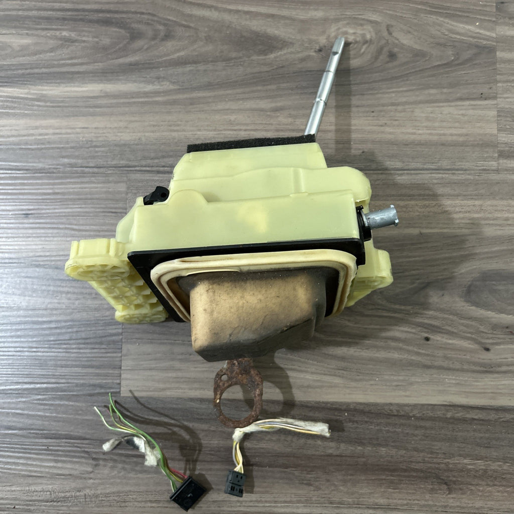 Mercedes-Benz W211 E-class Floor Gear Box Shift Shifter Gear Selector OEM